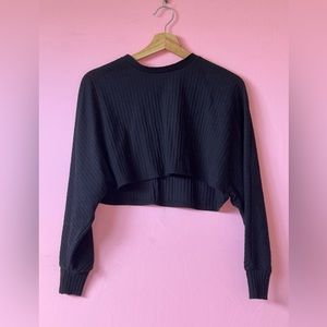 🦇BLACK BAT WING CROPPED RIBBED SWEATER🦇